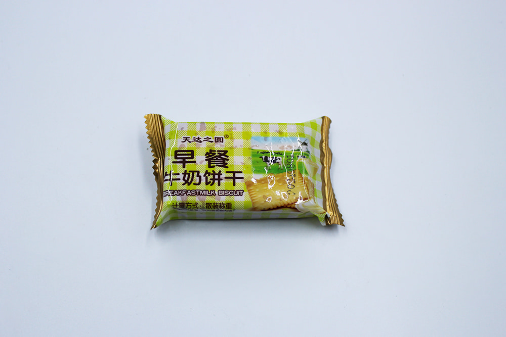 早餐牛奶饼干
